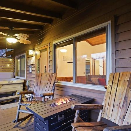 Mountain Views Hot Tub Firepit Close To Town Блу Ридж Екстериор снимка